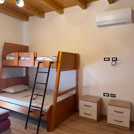 Mali בית הארחה