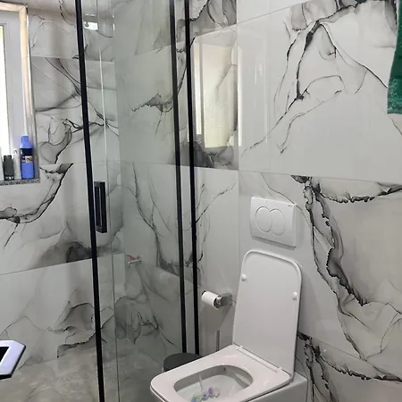 בית הארחה Mali